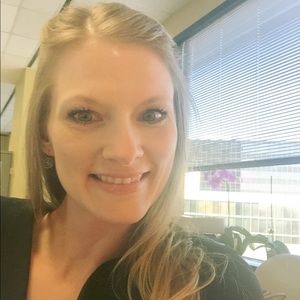 Meet your Posher, Deanna